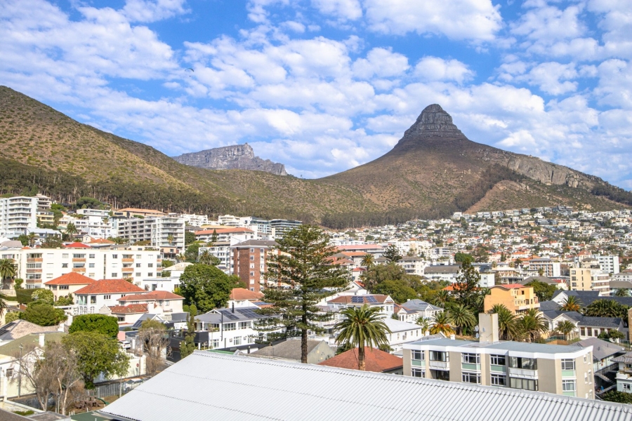 To Let 3 Bedroom Property for Rent in Sea Point Western Cape